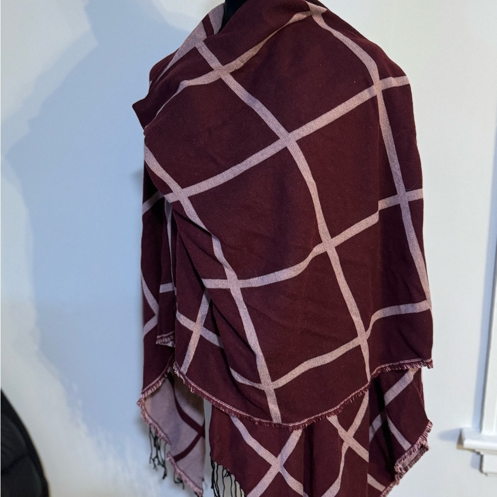 Mixit Burgundy and Pink Patterned Shawl